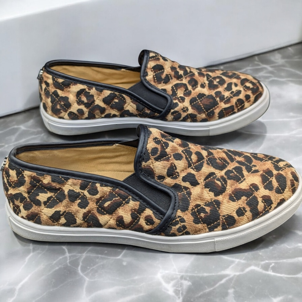 Steve Madden Leopard Print Sneakers Rubber Sole Slip On Size‎ 8.5M